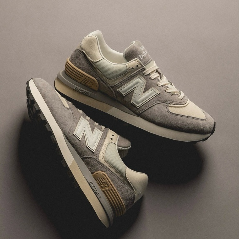New Balance 574 sneakers